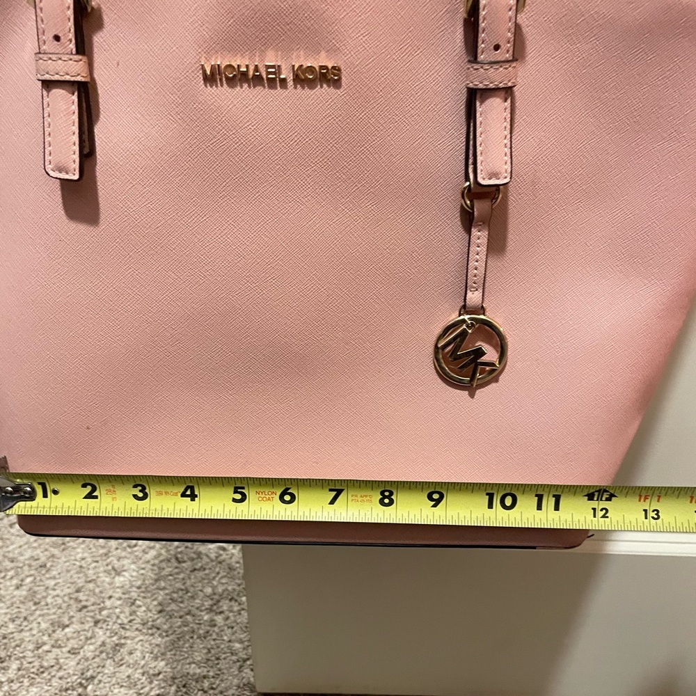Price Drop Michael Kors Solid Blush Tote - image 5